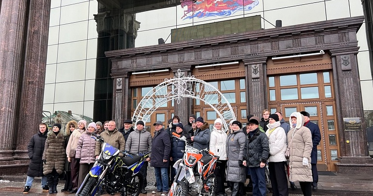 Сотрудники государственных учреждений культуры Пензенской области передали мотоциклы для бойцов СВО