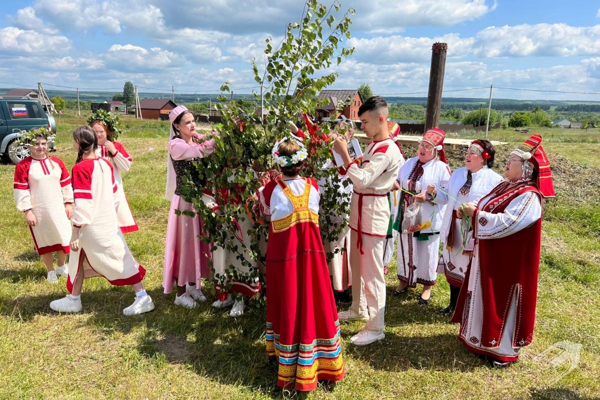 Национальный праздник «Покш Эрзянь Чи» Национальный праздник «Покш Эрзянь Чи»