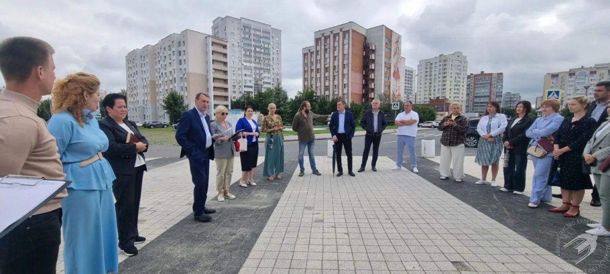 На Юбилейной площади прошло выездное заседание оргкомитета II Международного фестиваля традиционного и современного этнического творчества «Абашевские узоры» На Юбилейной площади прошло выездное заседание оргкомитета II Международного фестиваля традиционного и современного этнического творчества «Абашевские узоры»